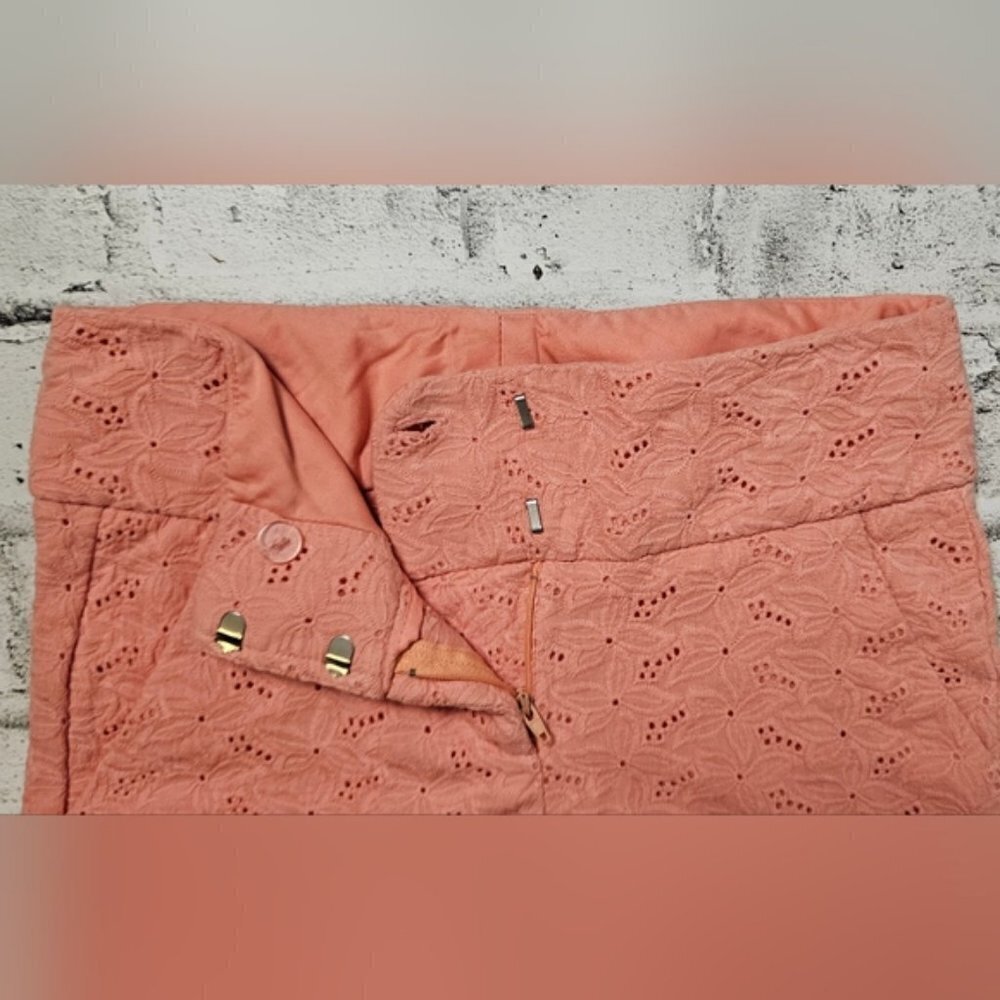 le Chateau Salmon Color Solid Eyelet Embroidery Shorts - Picture 6 of 8